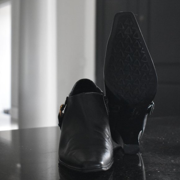 Liz Claiborne Flex Black Heels - Picture 8 of 9